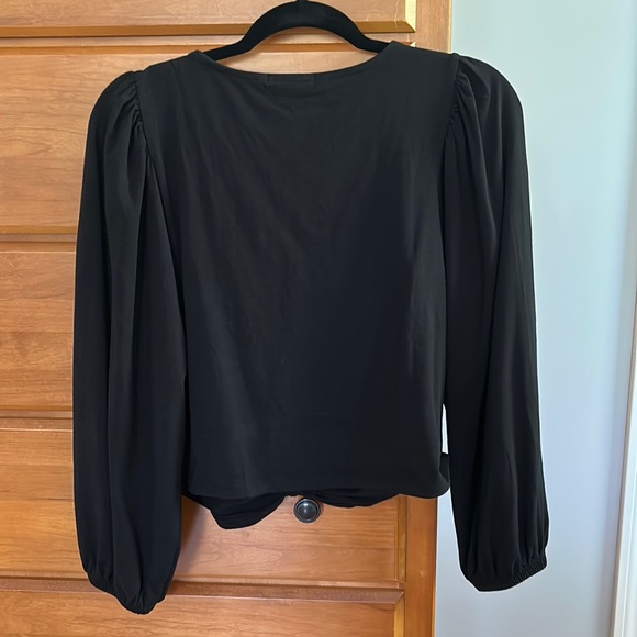 Woman’s Banana Republic top - Picture 2 of 3